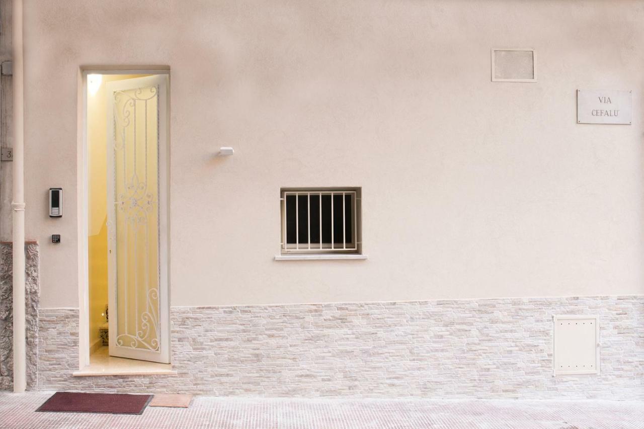 Ludovica Home Giardini Naxos Exterior photo
